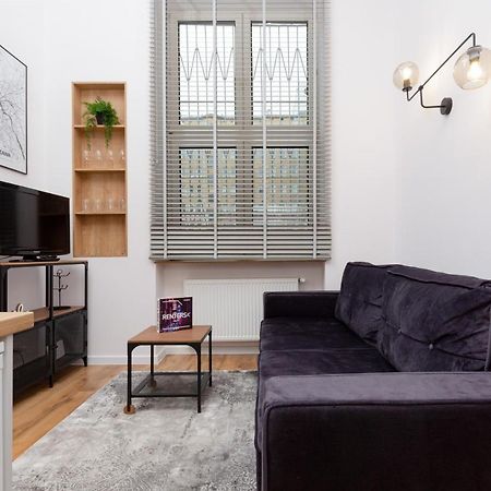 City Center Mezzanine Studio Chmielna By Noclegi Renters Varşova Dış mekan fotoğraf