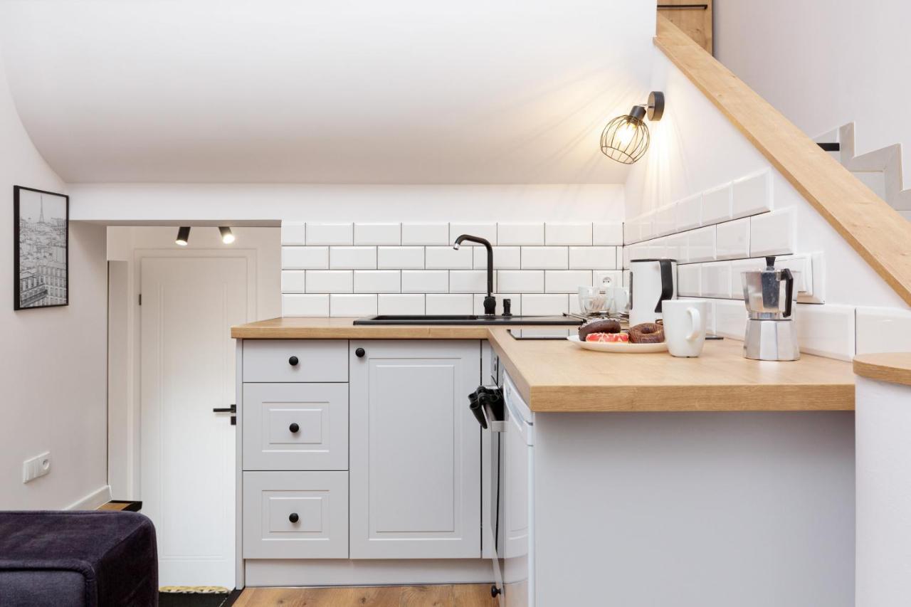 City Center Mezzanine Studio Chmielna By Noclegi Renters Varşova Dış mekan fotoğraf